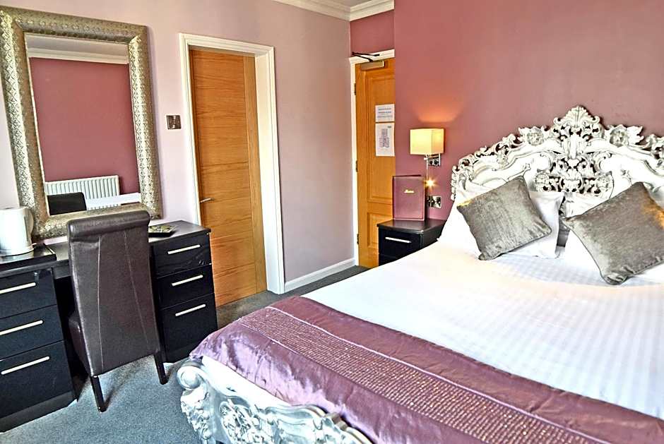 Dovedale Hotel and Restaurant