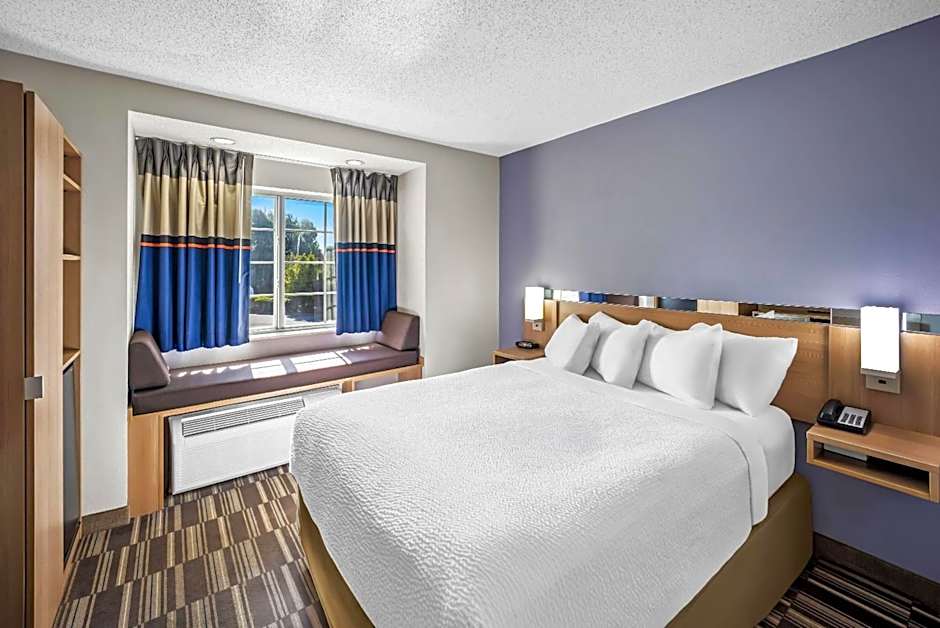 Microtel Inn & Suites by Wyndham Greensboro