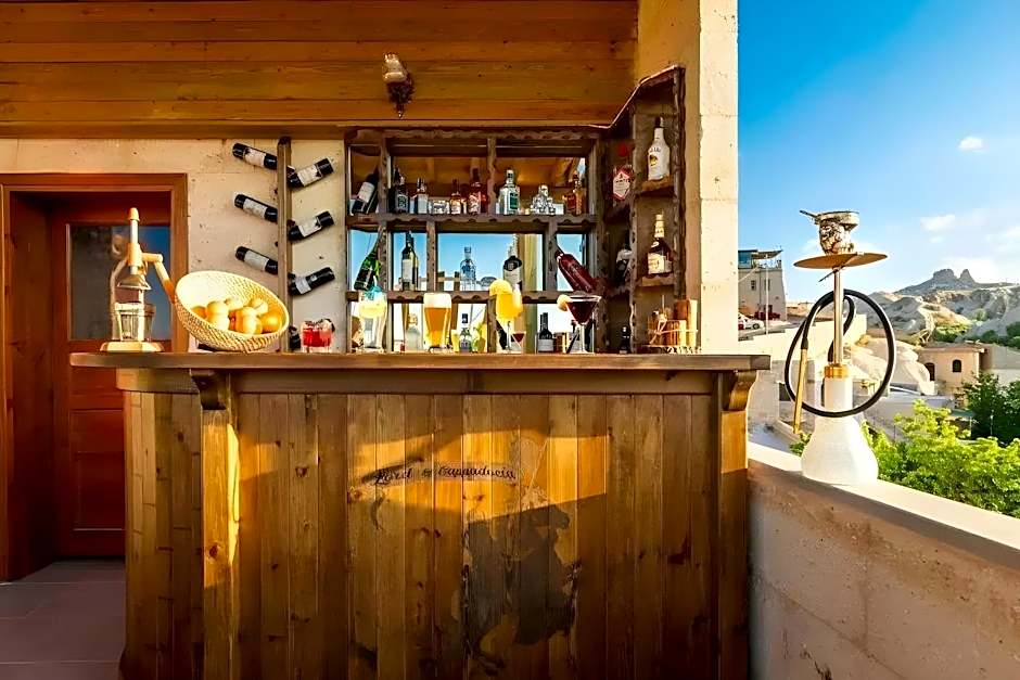 Sarnich Cave Suites
