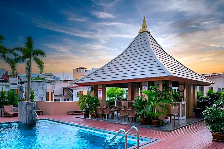 August Suites Pattaya