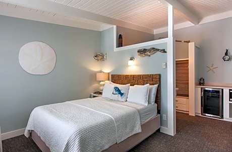 Harborview Inn & RV Park