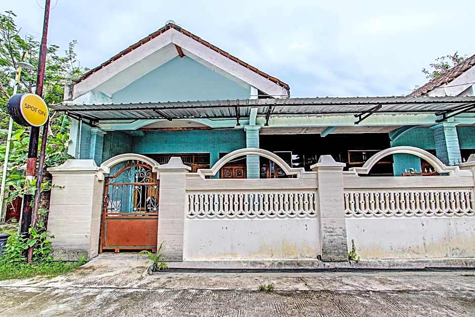 OYO Life 2546 Griya Widya Syariah