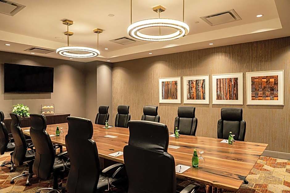 DoubleTree by Hilton Kitchener