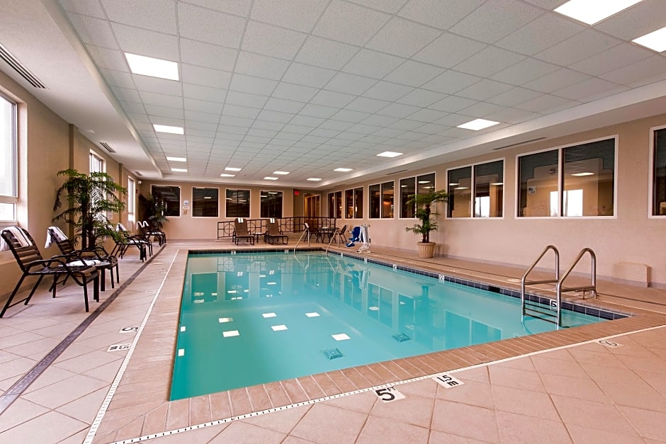 Holiday Inn Express Hotel & Suites Greenwood By IHG