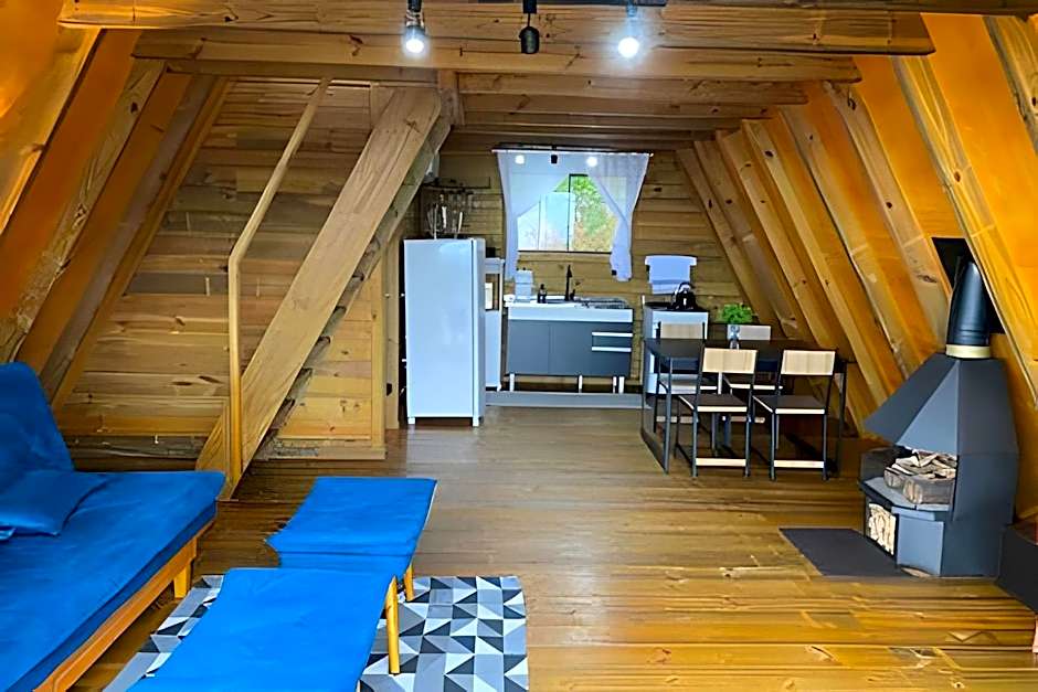 Chalé dos Alpes 1 hidromassagem e Lareira