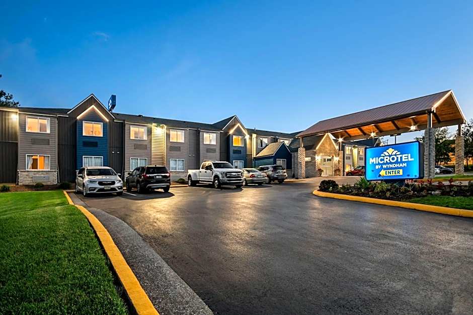 Microtel Inn & Suites by Wyndham Lexington