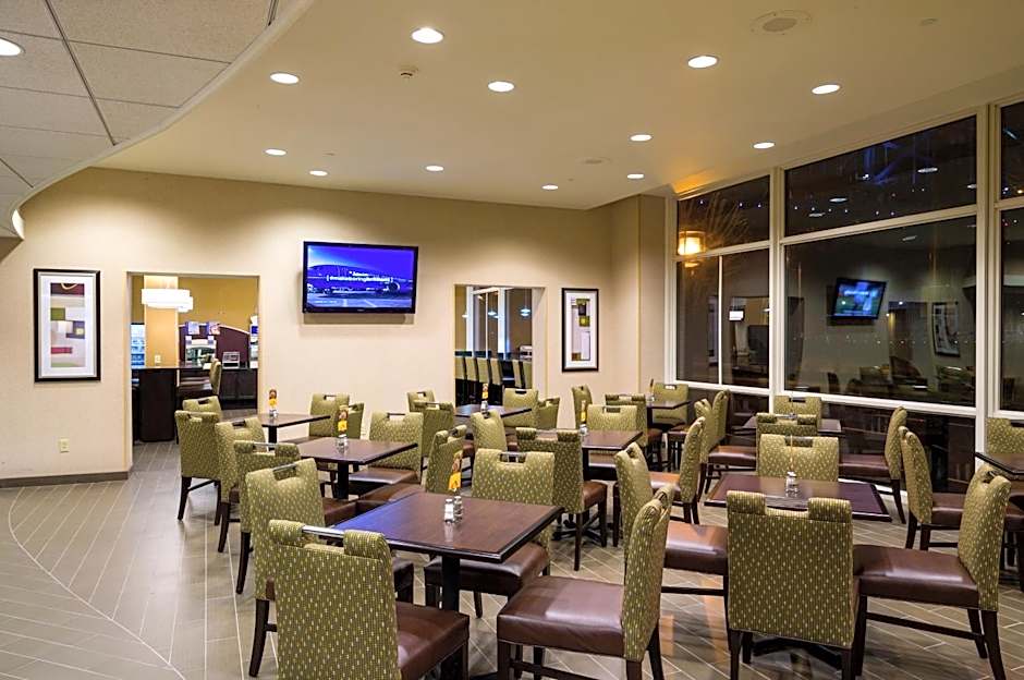 Holiday Inn Express Philadelphia Penns Landing By IHG