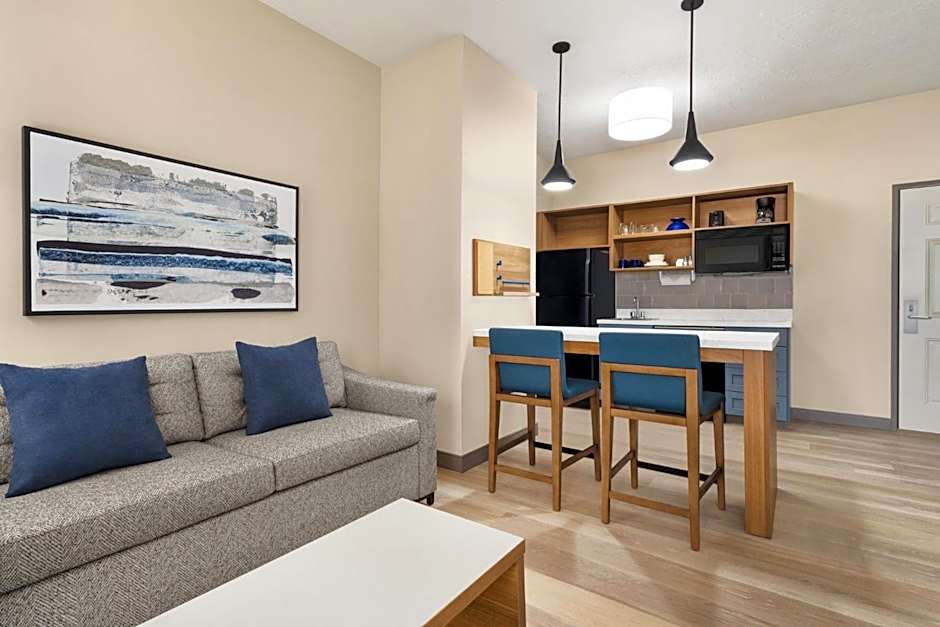 Candlewood Suites Boise - Towne Square By IHG