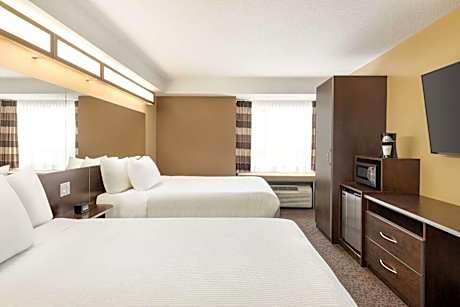 Queen Room with Two Queen Beds - Non-Smoking