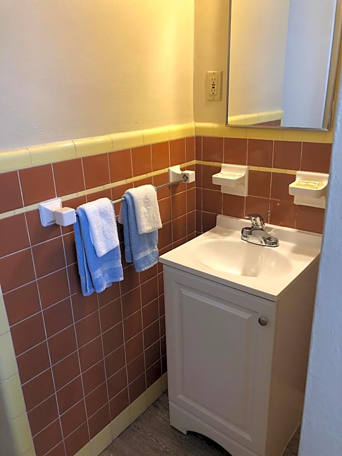 Pennwood Motor Lodge