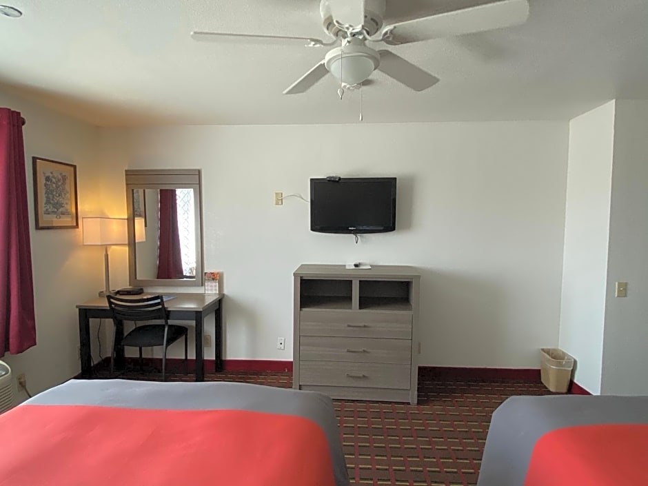 Guest House Inn Medical District near Texas Tech Univ