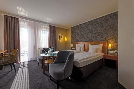Double Room Comfort with Lake View
