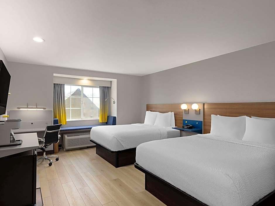 Microtel Inn & Suites By Wyndham Tracy