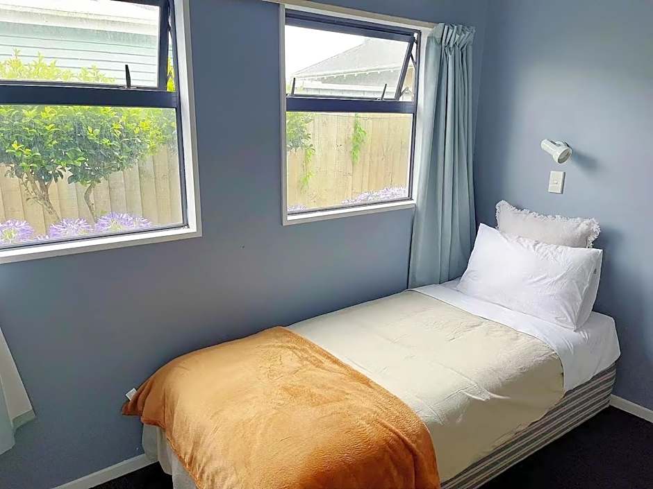 AAA Northlands Motel