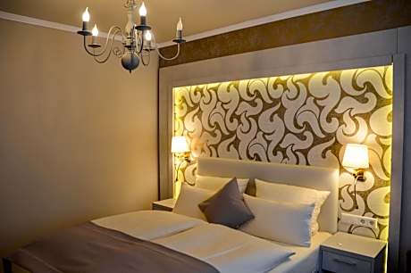 Double Room Castle