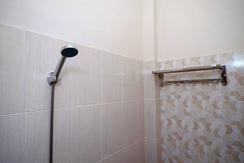 RedDoorz Syariah near Transmart Pabelan Solo