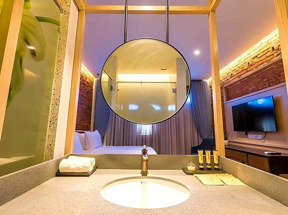 Tien Terrace Macalister