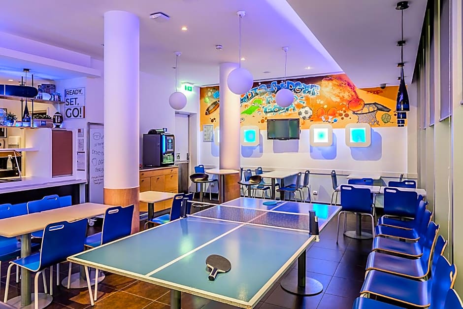 Hotel ibis Budget Porto Gaia