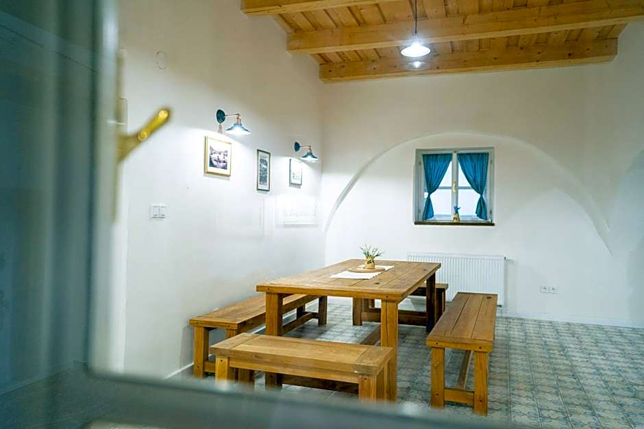 HoStel Cosmopolitan*