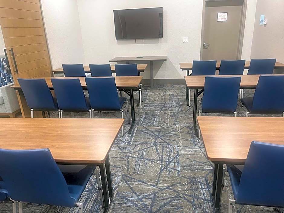 Holiday Inn Express & Suites Palm Coast - I-95