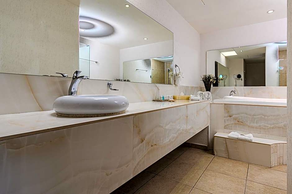 Radisson Hotel Quinta Rubelinas Cuernavaca