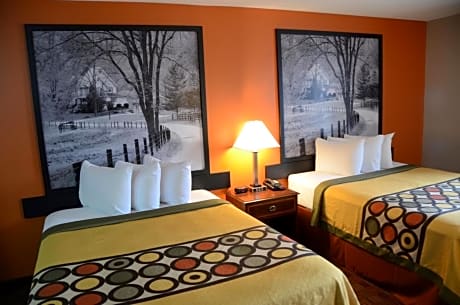 Queen Room with Two Queen Beds - Non-Smoking