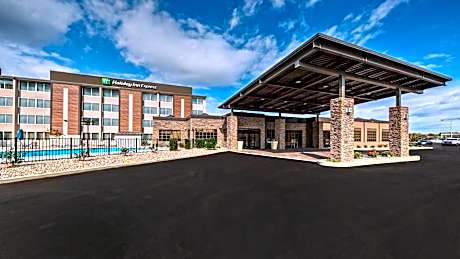 Holiday Inn Express Louisville Airport Expo Center By IHG