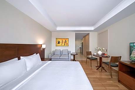 Studio Executive - deactivated