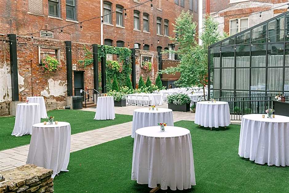 Hotel Covington Cincinnati Riverfront