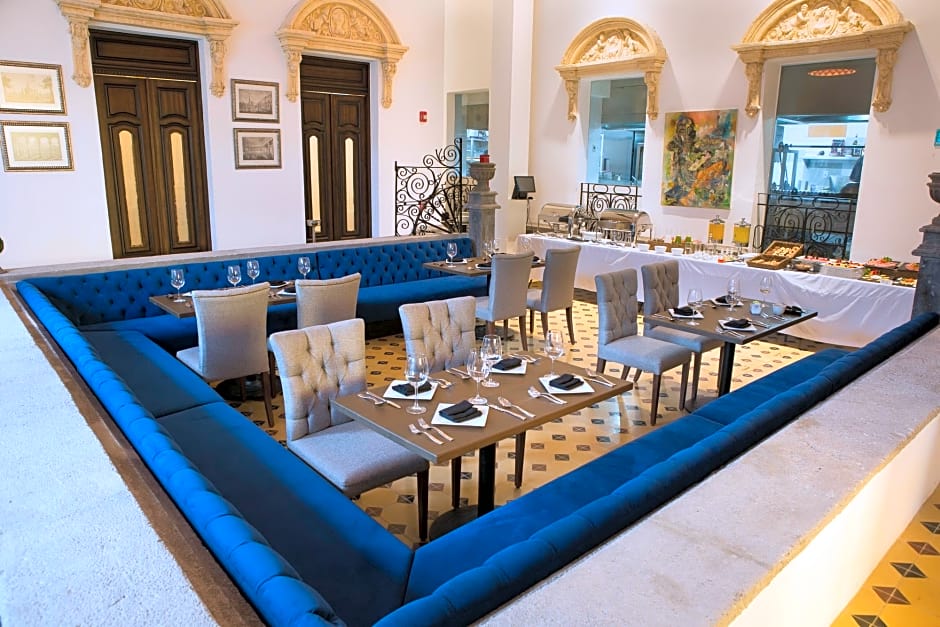 Ikonik Hotel Puebla