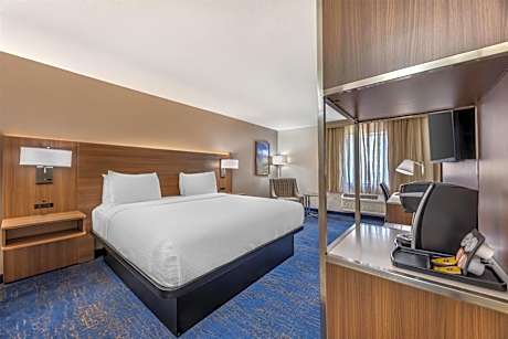 Best Western Plus Portland Airport Hotel & Suites