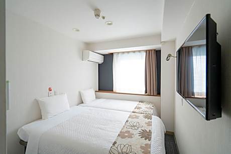 Small Twin Room