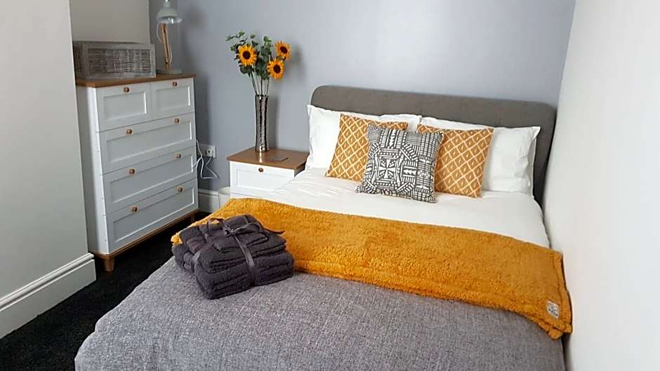 Townhouse @ Birches Head Road Stoke