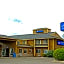 Americas Best Value Inn & Suites-Forest Grove