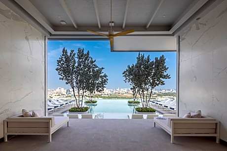 Eastin Grand Hotel Phayathai