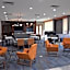 La Quinta Inn & Suites by Wyndham Louisville East