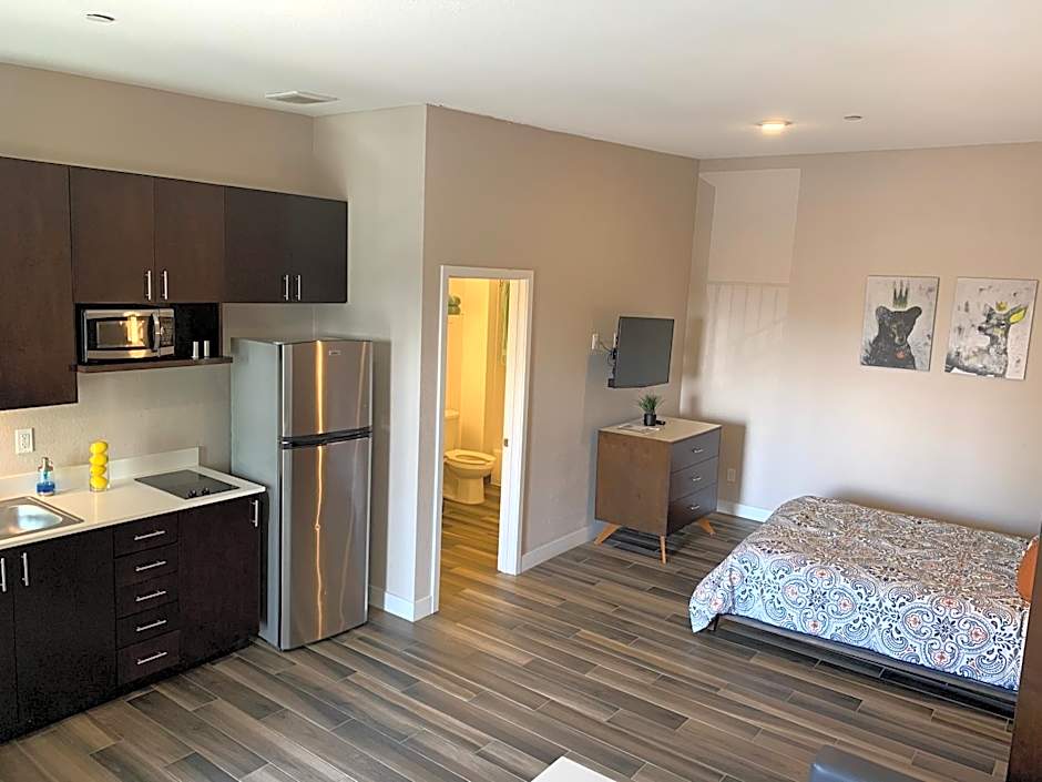 Solis Place in Old Town