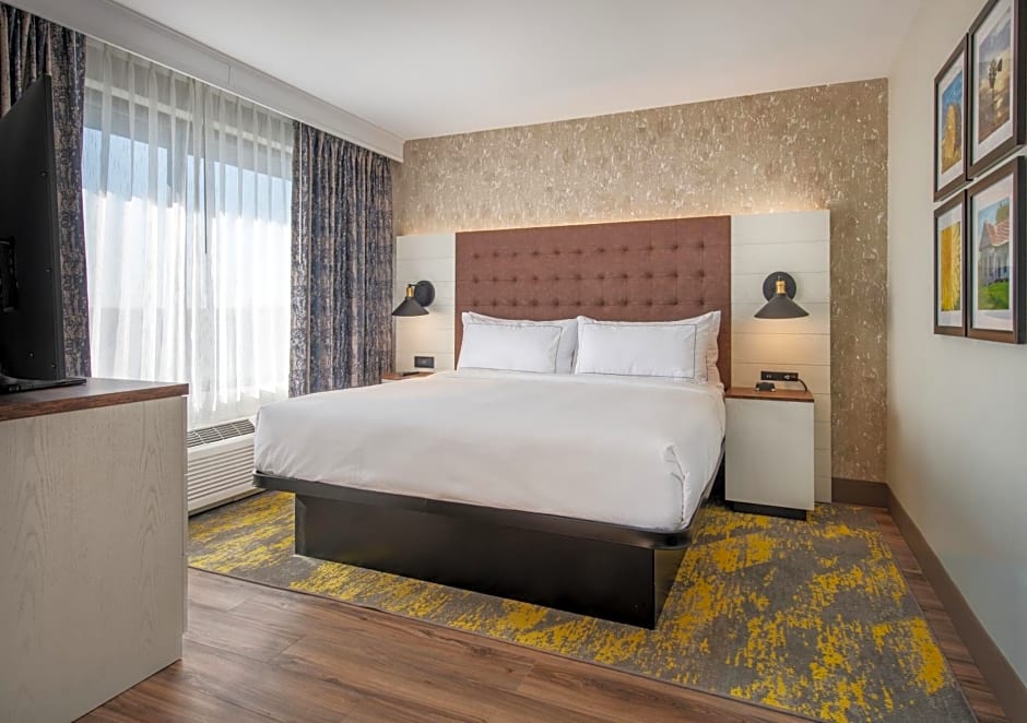 DoubleTree by Hilton Monroe Township Cranbury