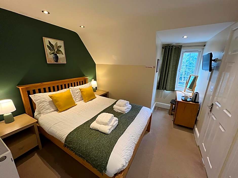 The Shoe Inn Rooms