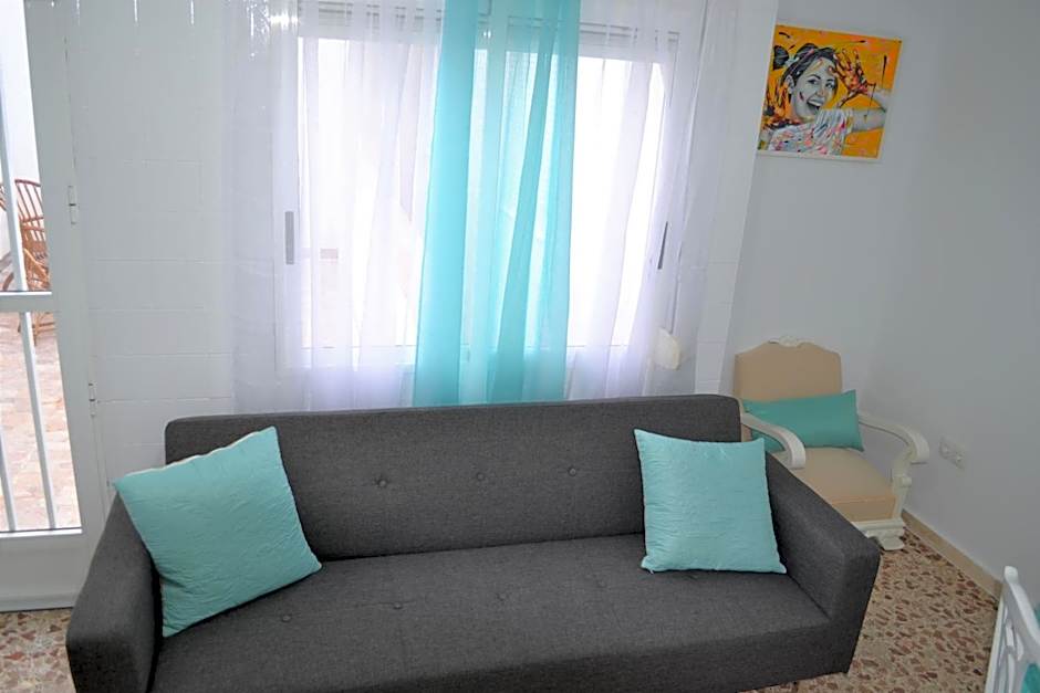 Lovely Studio Apartment with Terrace CB5EV