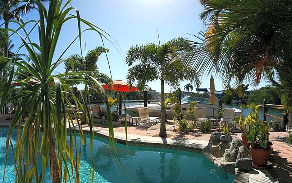 Manatee Bay Inn