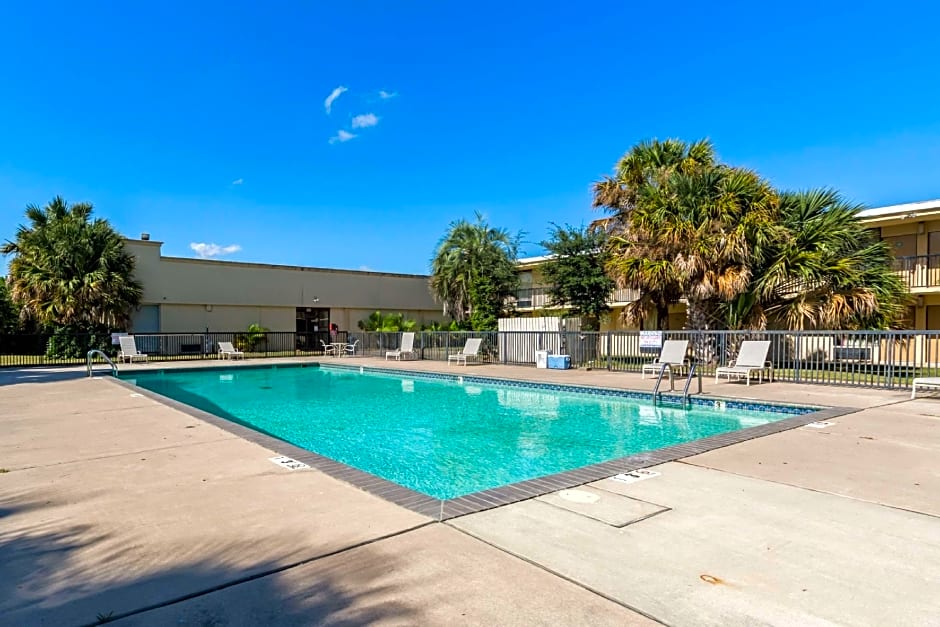 Econo Lodge Baytown