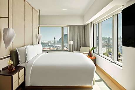 One-Bedroom King Suite with City View
