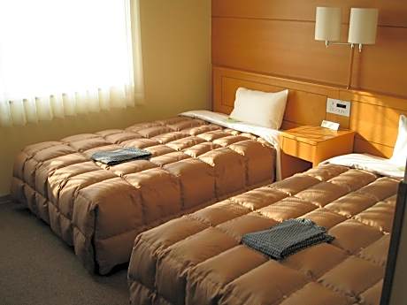 Twin Room - Non-Smoking