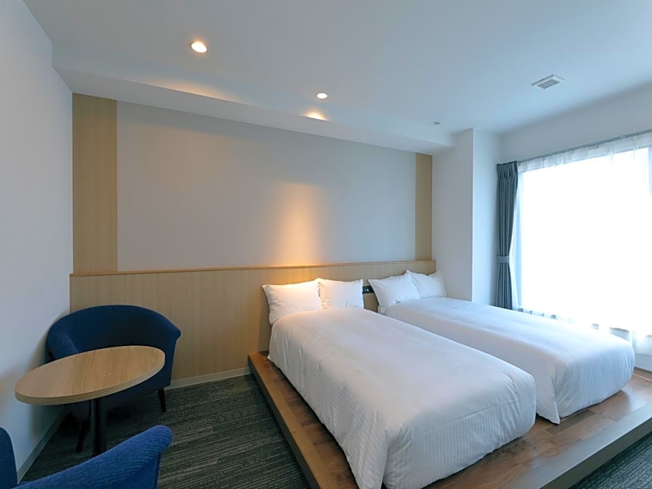 At Inn Hotel Toyotashi Eki