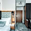 Garden Square Hotel