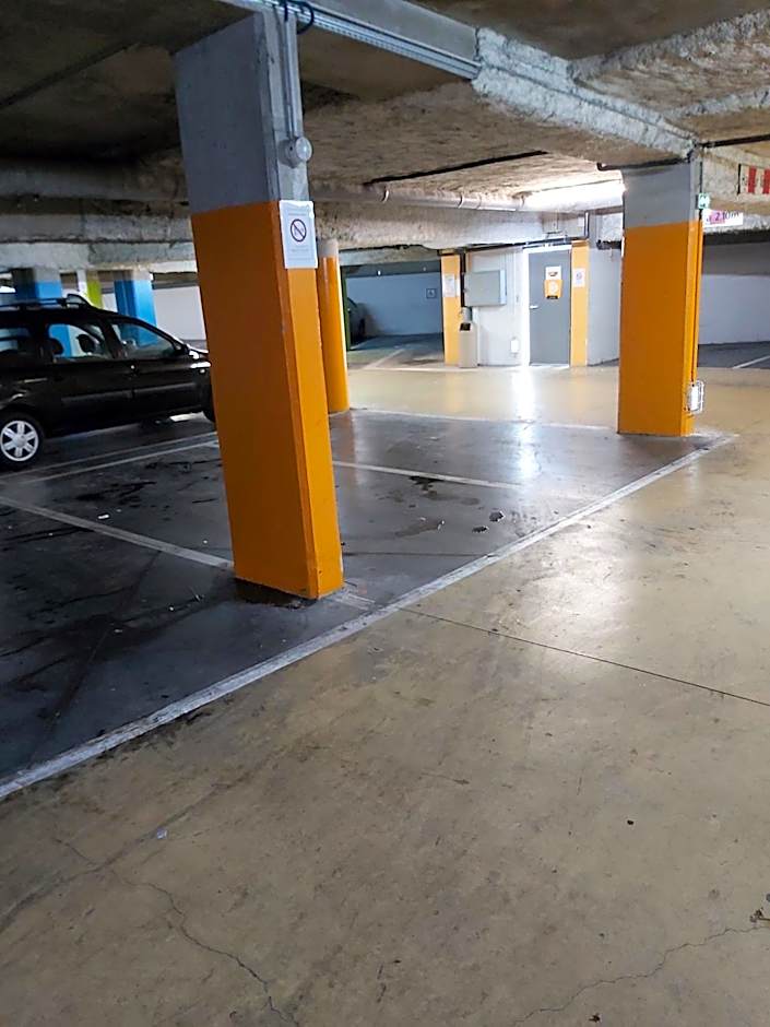 hotelF1 Paris Porte de Montreuil