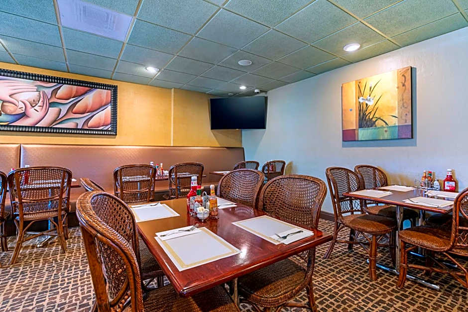 Best Western Plus Brookside Inn
