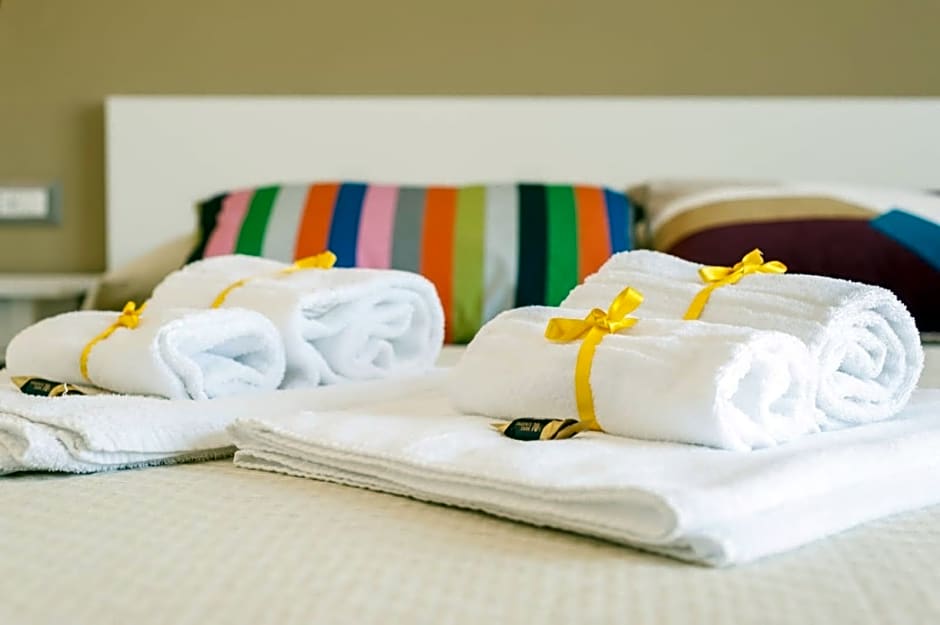 Attico Oltremare B&B – Naples, CO