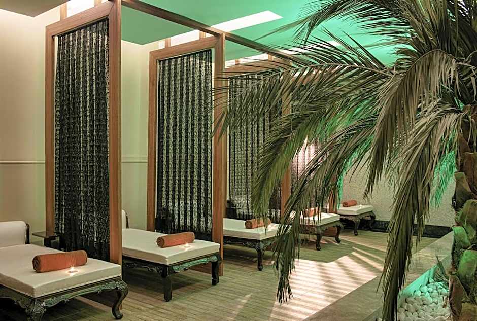 Botanik Platinum Hotel